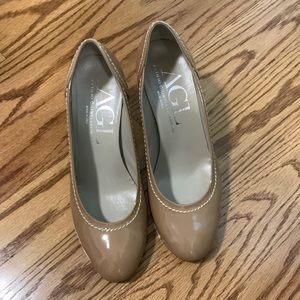 AGL patent leather pumps. Size 38 1/2